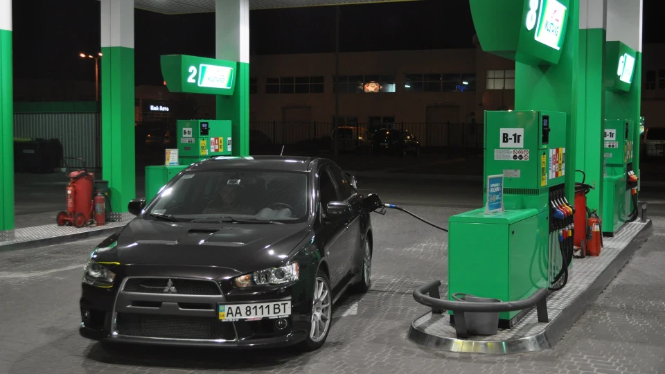 Mitsubishi Lancer Evolution Phantom Black 2