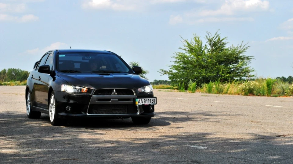 Mitsubishi Lancer Evolution Phantom Black 4