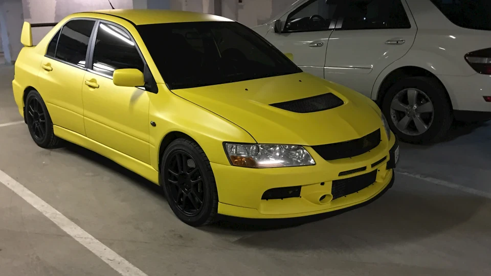Mitsubishi Lancer Evolution майже стік 400 л/с/ 2