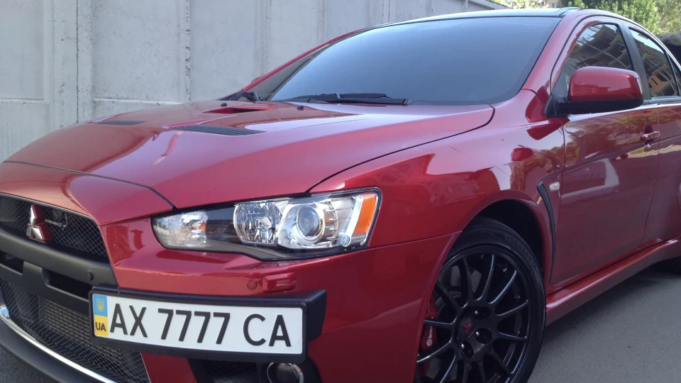 Mitsubishi Lancer Evolution Найкрасивіша Еволюція