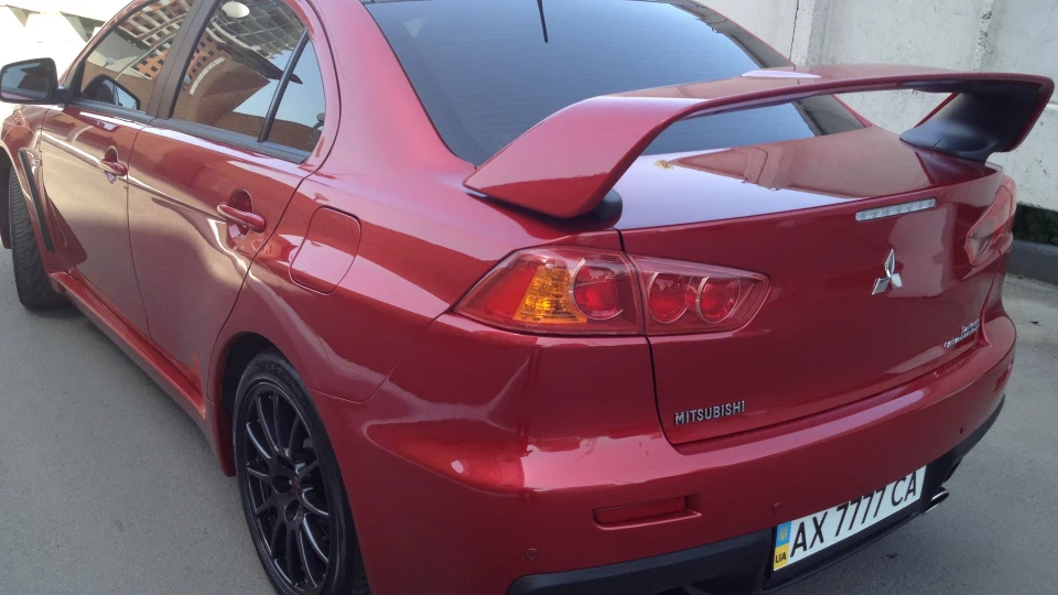 Mitsubishi Lancer Evolution Найкрасивіша Еволюція 4