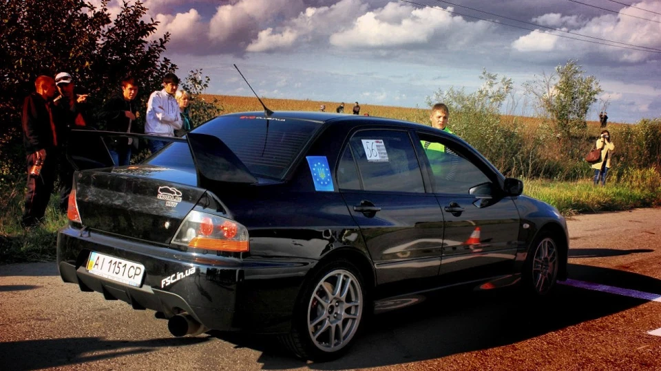 Mitsubishi Lancer Evolution SE 3