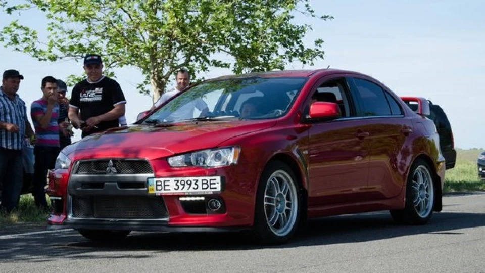 Mitsubishi Lancer Evolution SST 2