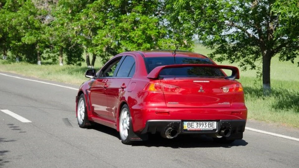 Mitsubishi Lancer Evolution SST 4