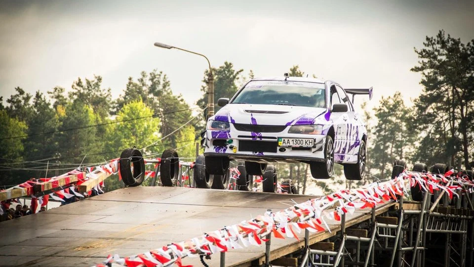Mitsubishi Lancer Evolution Voltex FQ-450