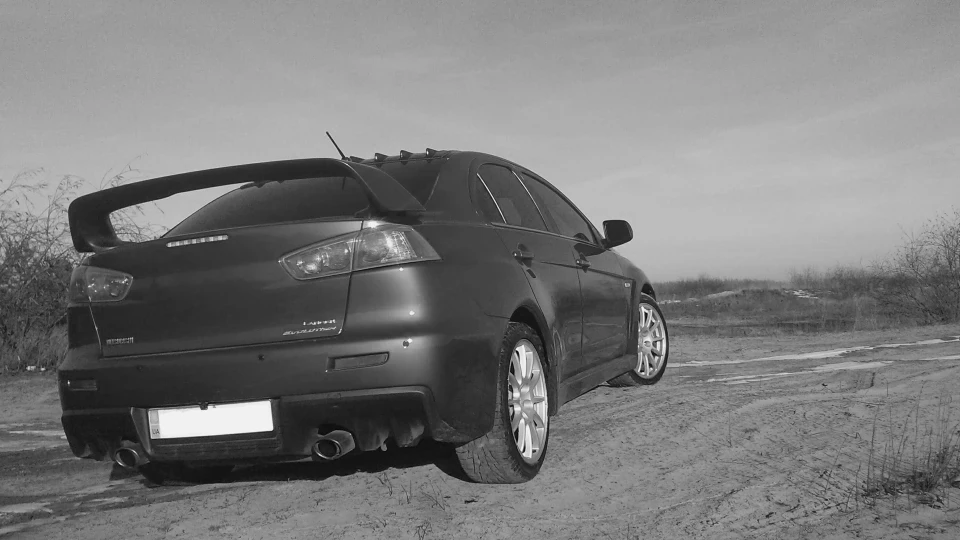 Mitsubishi Lancer Evolution X 2.0 turbo SST 2