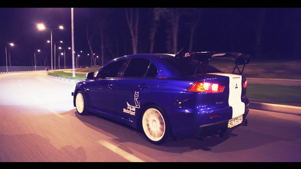 Mitsubishi Lancer Evolution X 2