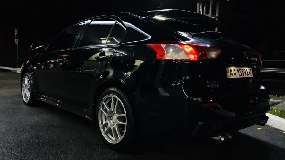 Mitsubishi Lancer Ralliart 3