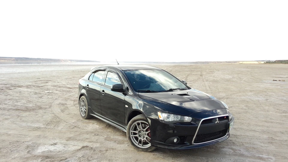 Mitsubishi Lancer Ralliart 2