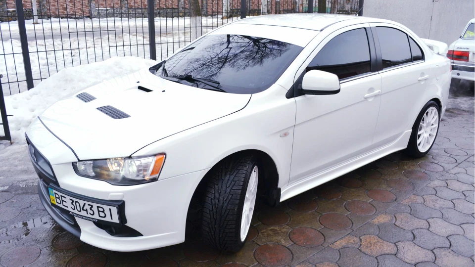 Mitsubishi Lancer Ralliart 5