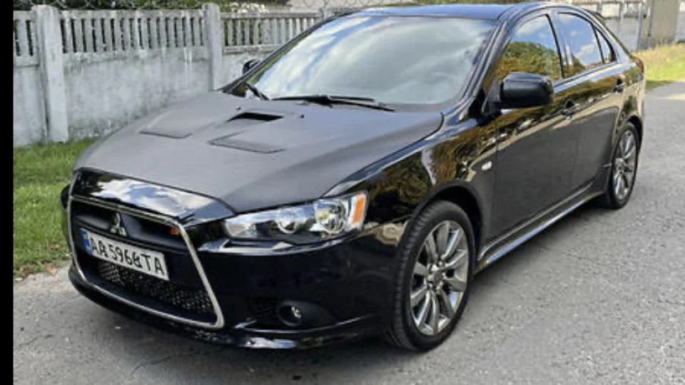 Mitsubishi Lancer Ralliart Evo