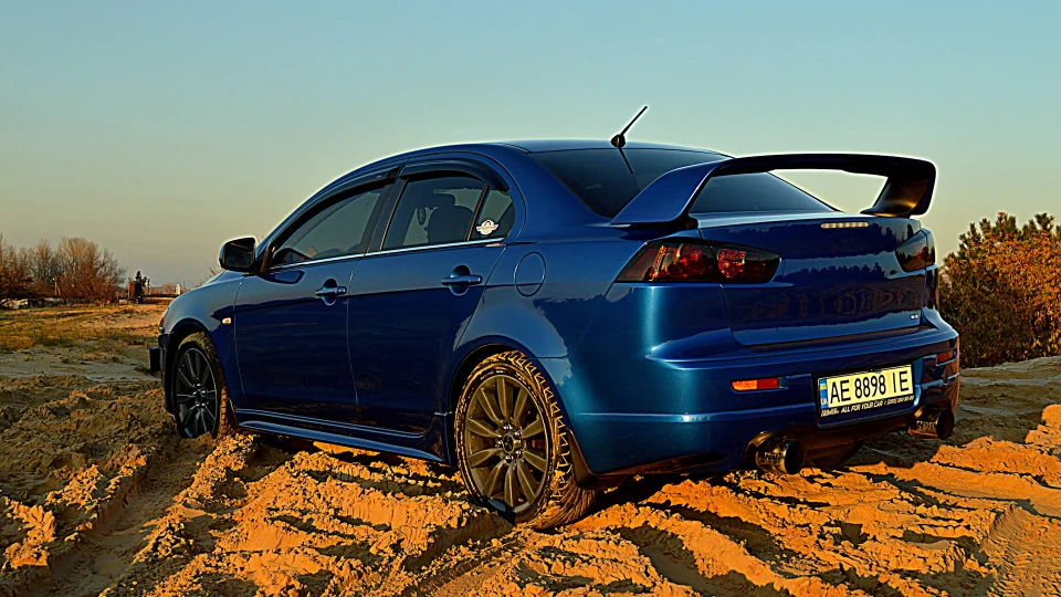 Mitsubishi Lancer Ralliart синець 4