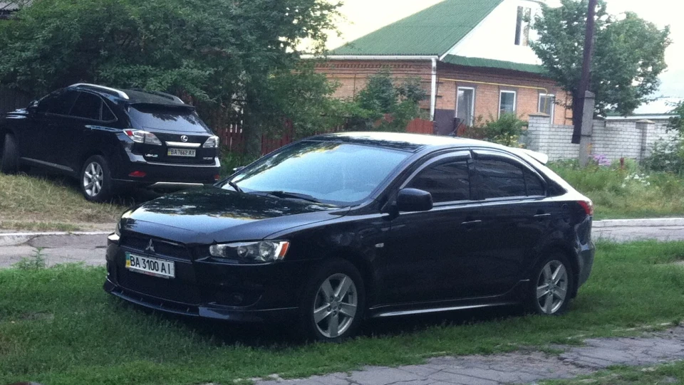 Mitsubishi Lancer Sportback 五 2