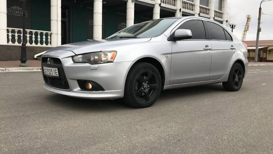 Mitsubishi Lancer Sportback 1.8поні 2
