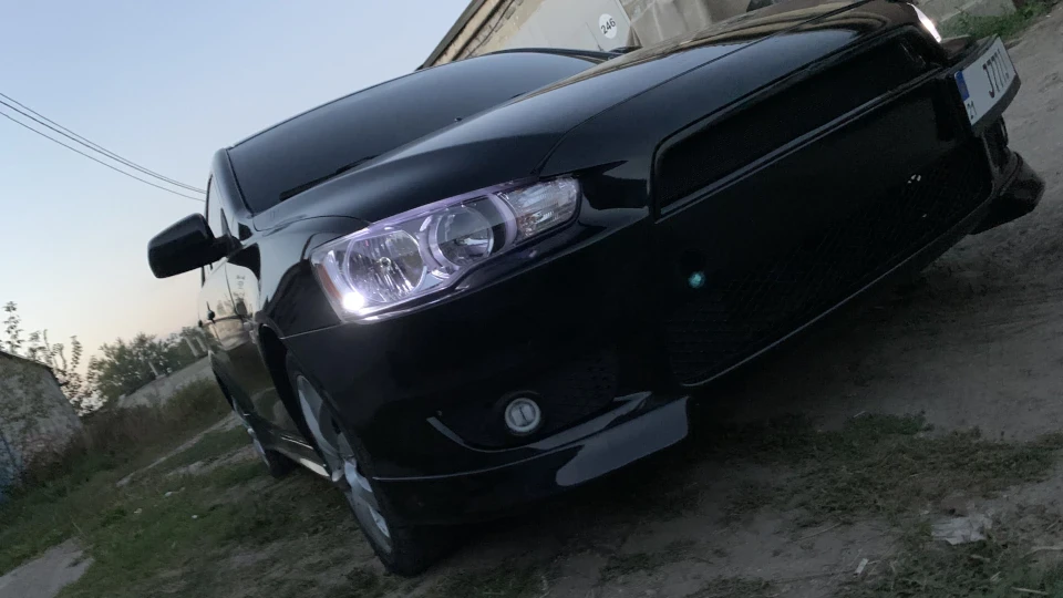 Mitsubishi Lancer Sportback Агресар 2