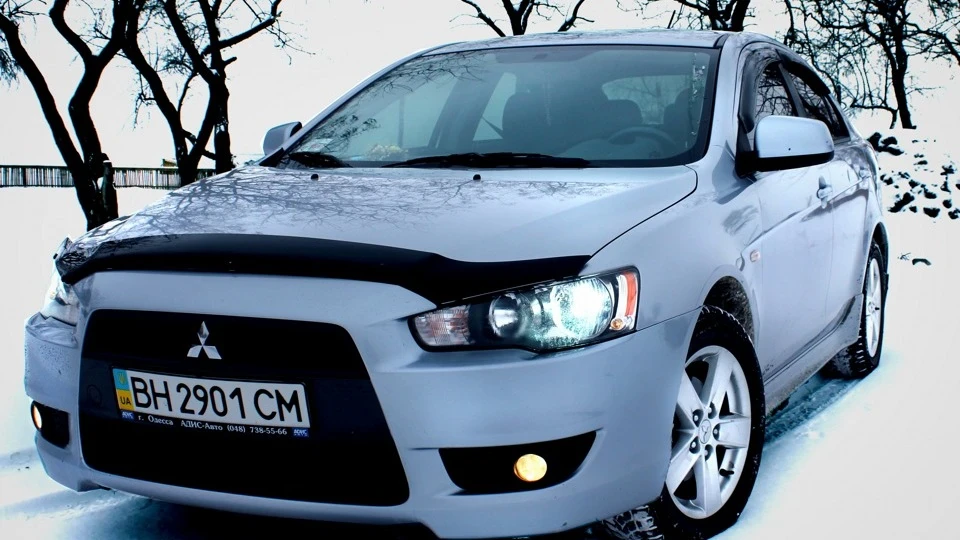 Mitsubishi Lancer Sportback ® SWALLOW 2