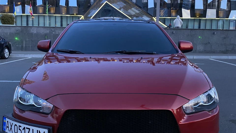 Mitsubishi Lancer Sportback Злісний Мітсубан