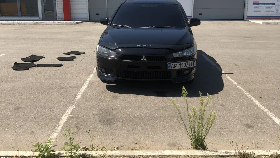Mitsubishi Lancer 2