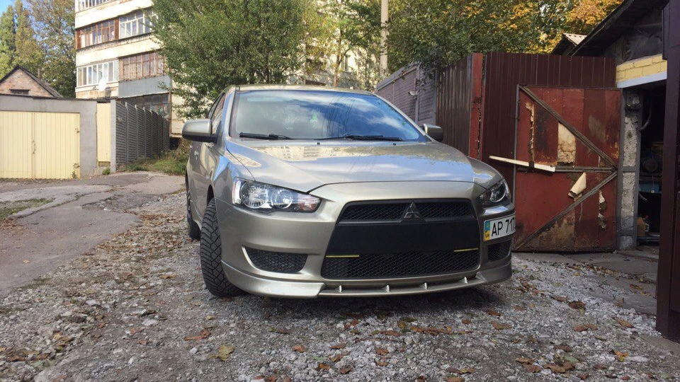 Mitsubishi Lancer 2