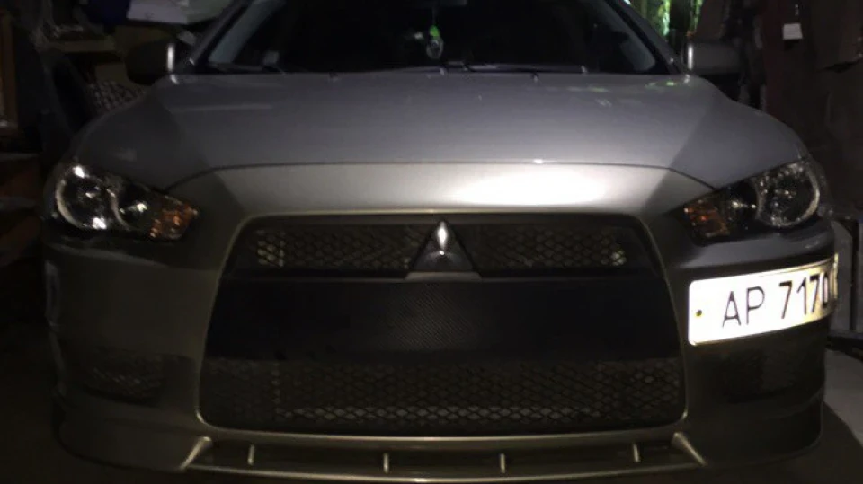 Mitsubishi Lancer 4