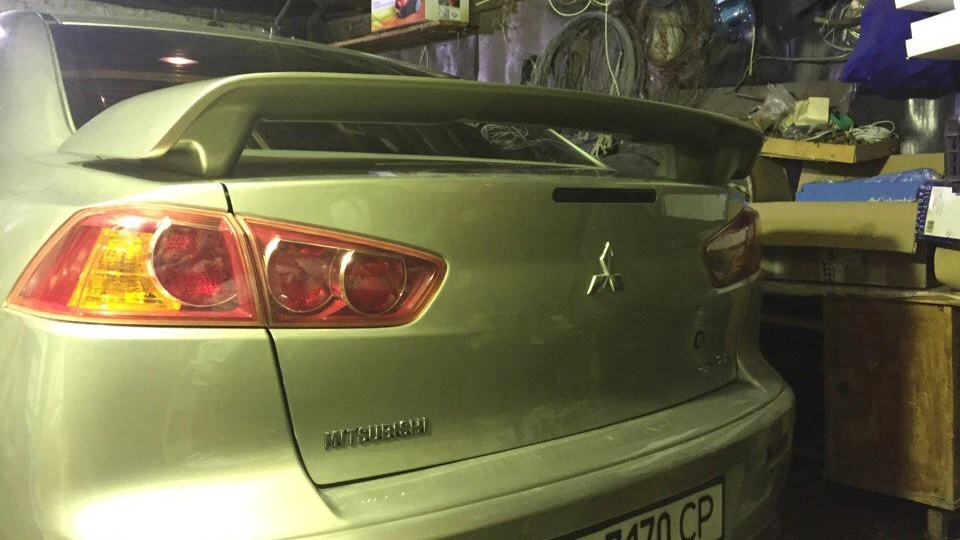 Mitsubishi Lancer 5
