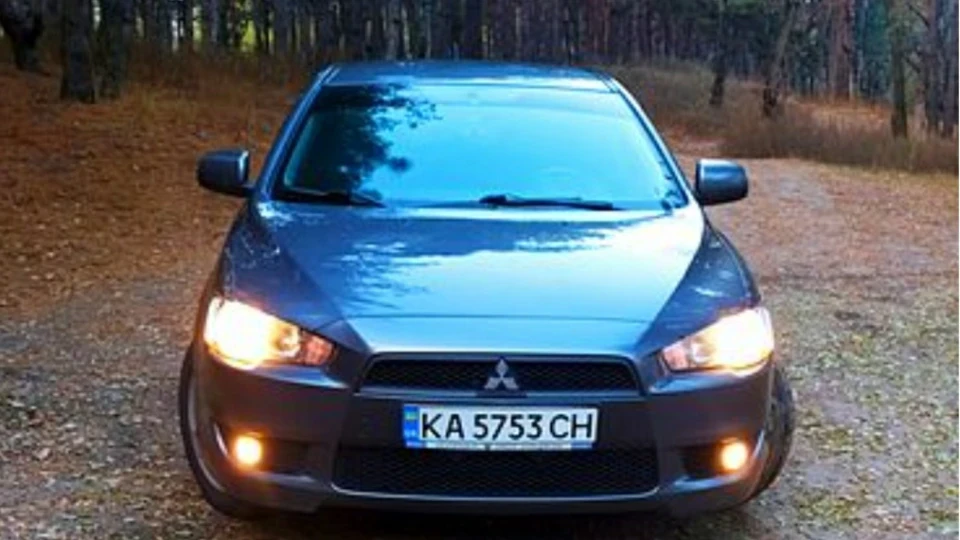 Mitsubishi Lancer 2