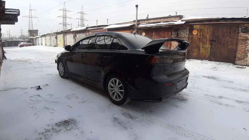 Mitsubishi Lancer 3