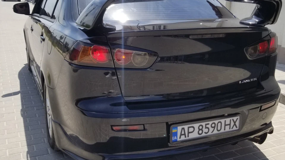 Mitsubishi Lancer 4