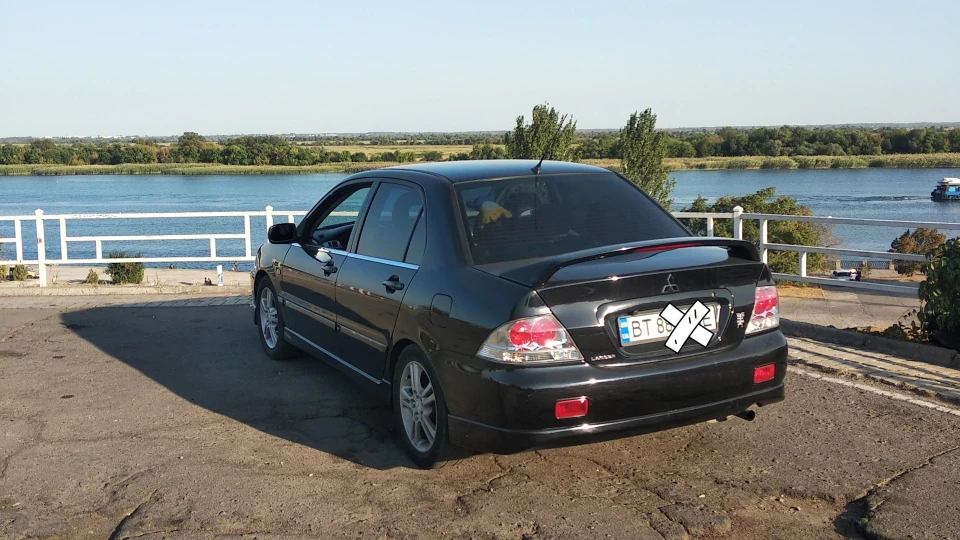 Mitsubishi Lancer 2