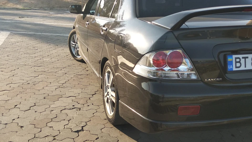 Mitsubishi Lancer 3