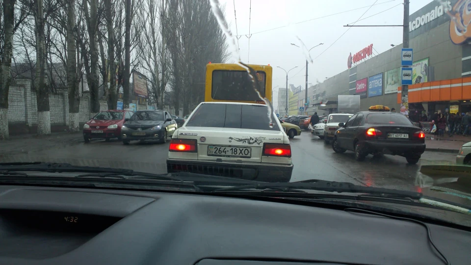 Mitsubishi Lancer 2