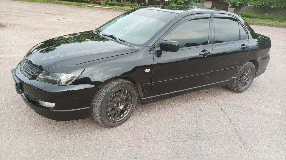 Mitsubishi Lancer 4