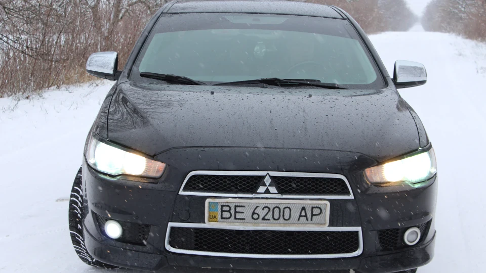 Mitsubishi Lancer 3