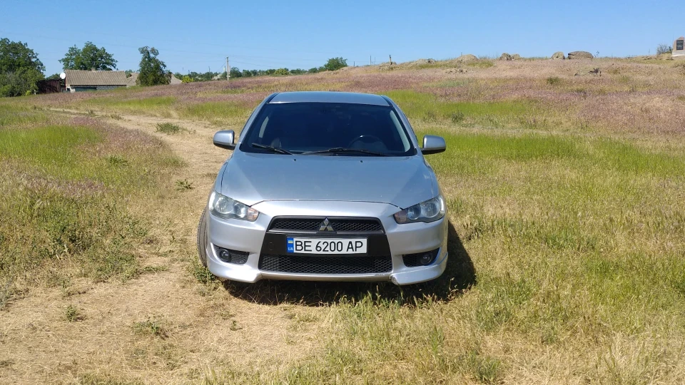 Mitsubishi Lancer