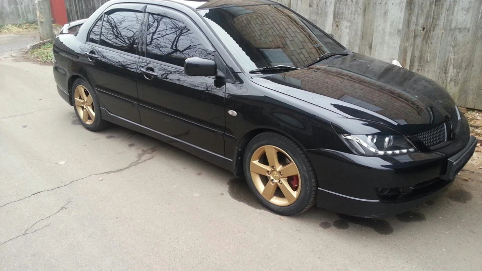 Mitsubishi Lancer 3