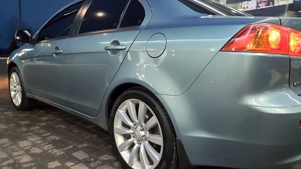 Mitsubishi Lancer 5
