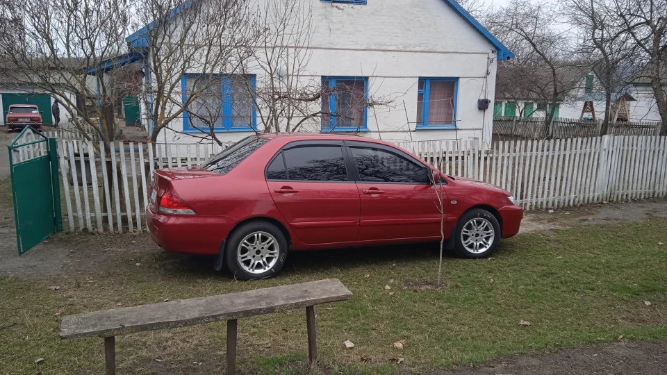Mitsubishi Lancer 2