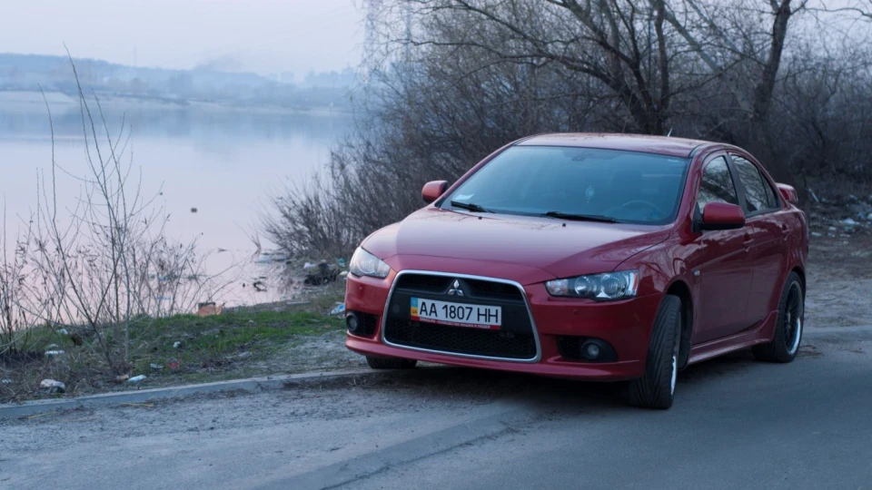 Mitsubishi Lancer 3