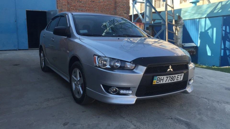 Mitsubishi Lancer