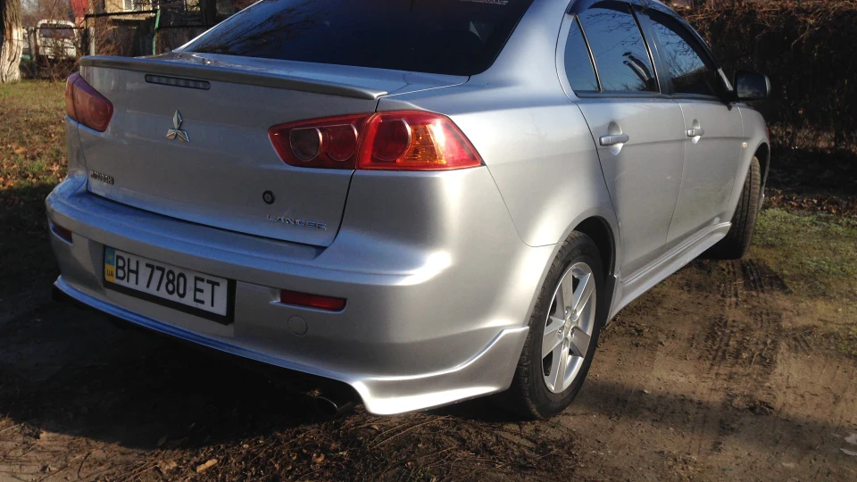 Mitsubishi Lancer 5