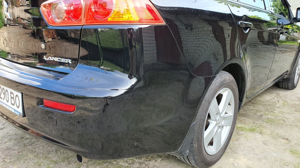 Mitsubishi Lancer 2