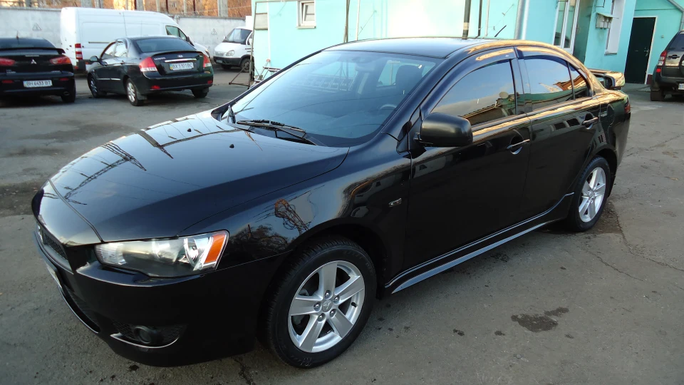 Mitsubishi Lancer