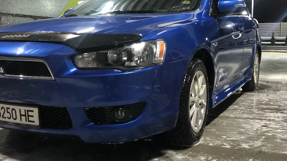 Mitsubishi Lancer