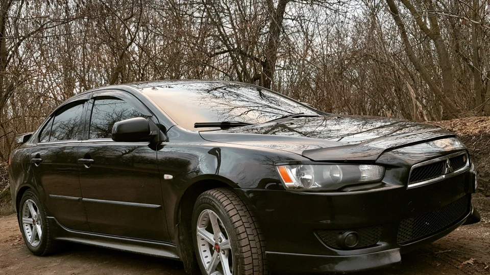 Mitsubishi Lancer