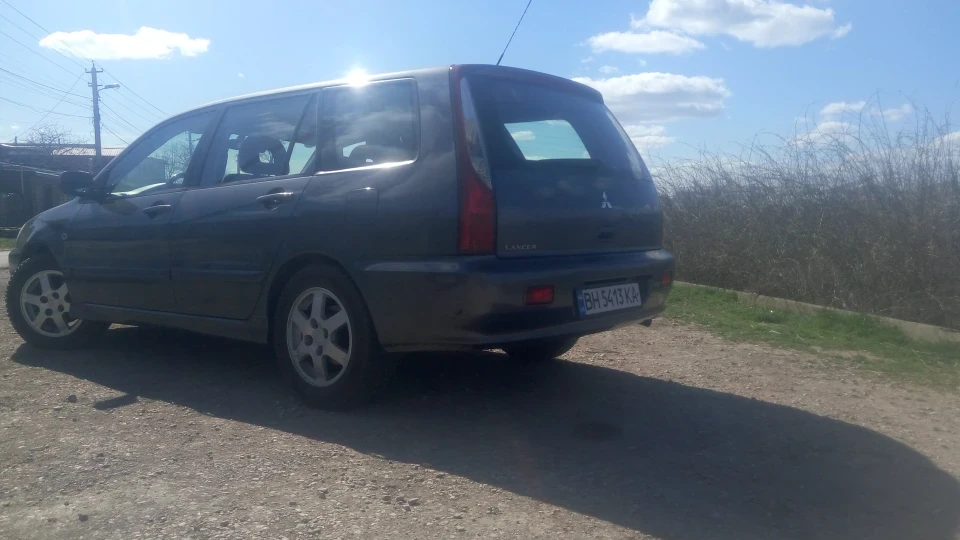 Mitsubishi Lancer 2