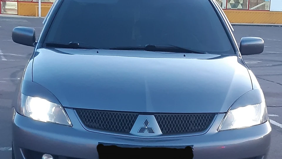 Mitsubishi Lancer 😜