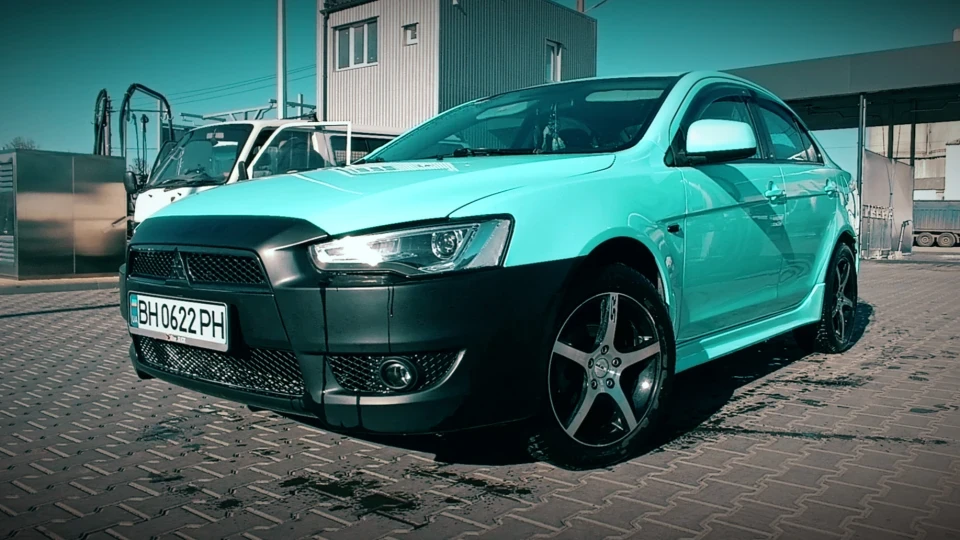 Mitsubishi Lancer