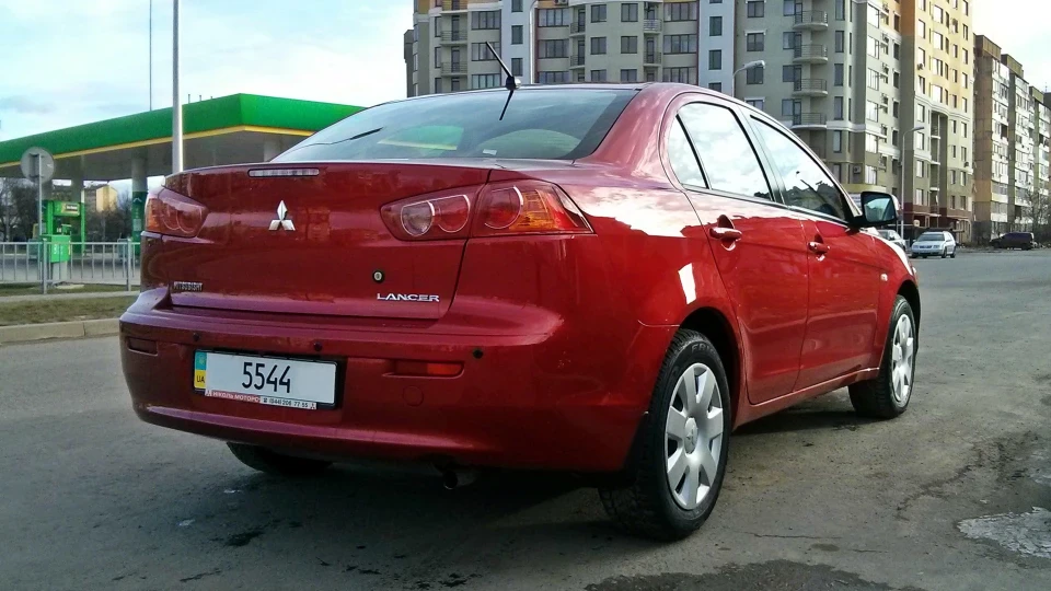 Mitsubishi Lancer 3