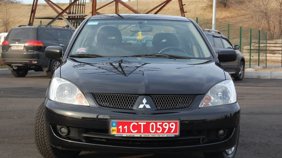 Mitsubishi Lancer 2