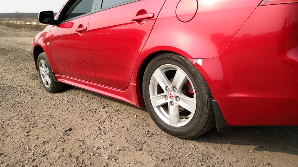 Mitsubishi Lancer 5